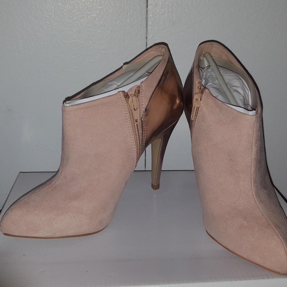 Nude pink suede foiled booties